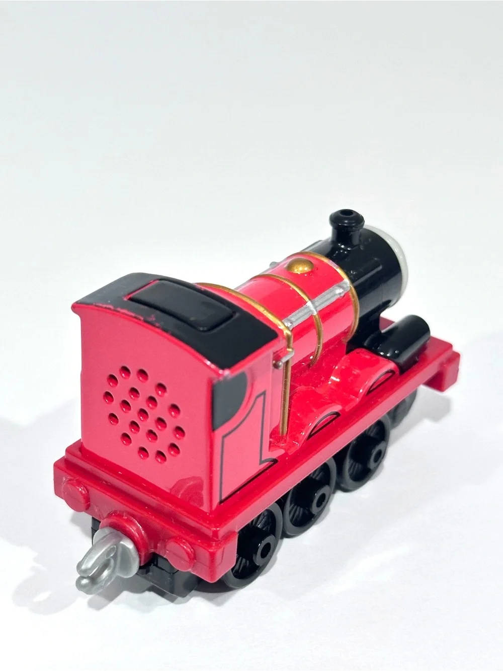 Thomas & Friends Adventures Talking Dino Discovery James with Tender Diecast